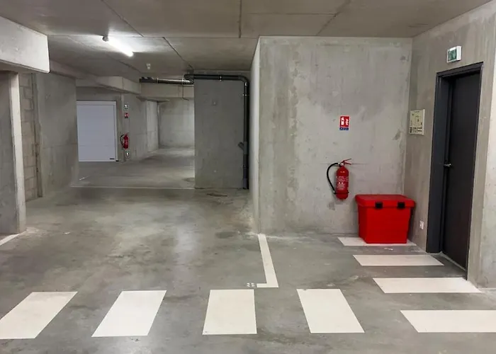 Superbe 3 Pieces Vue Mer, Climatise, Avec Parking *