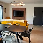 Superbe 3 Pièces Vue Mer, Climatisé, Avec Parking *