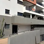 Superbe 3 Pièces Vue Mer, Climatisé, Avec Parking Apartamento