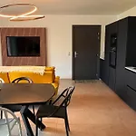 Superbe 3 Pièces Vue Mer, Climatisé, Avec Parking Apartamento *