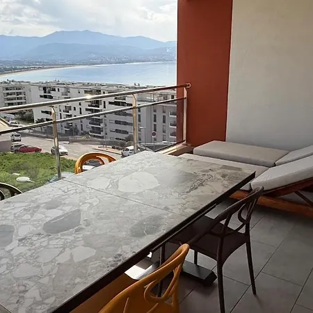 Superbe 3 Pièces Vue Mer, Climatisé, Avec Parking * Ajaccio (Corsica)